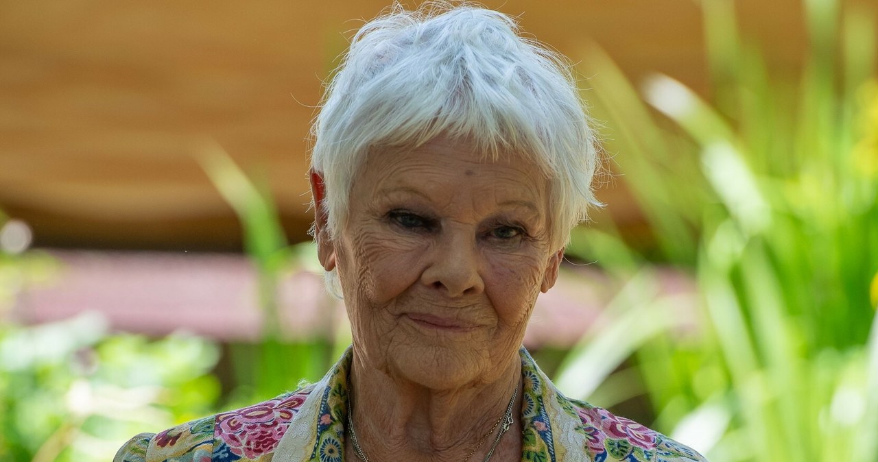 Should Judi Dench end her career?  “I can’t even see anymore!”