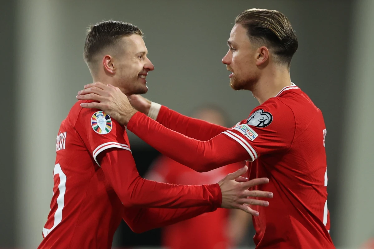 Matty Cash nie znajdzie się w reprezentacji Polski na Euro 2024 - twierdzi "Przegląd Sportowy". Pierwszy mecz na mistrzostwach Europy Polacy rozegrają 16 czerwca.