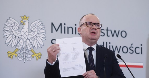 Prokurator generalny Adam Bodnar przekazał do marszałka Sejmu Szymona Hołowni wniosek o uchylenie immunitetu posłowi PiS Michałowi Wosiowi. Podstawą wniosku są ustalenia prokuratury dotyczące nieprawidłowości w wydatkowaniu pieniędzy z Funduszu Sprawiedliwości, m.in. 25 mln zł na zakup Pegasusa.