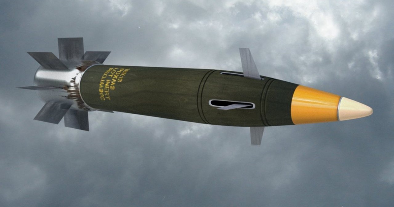 Novinári z „The Washington Post“ informovali, že Pentagon začal proces sťahovania silných rakiet M982 Excalibur z ukrajinských ozbrojených síl. Táto zbraň je proti Rusom neúčinná.