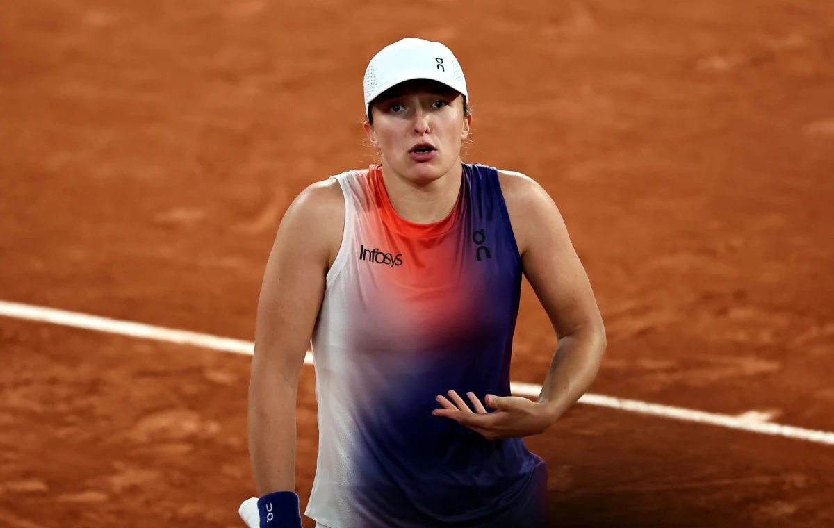 ​Organizatorzy wielkoszlemowego turnieju tenisowego French Open w Paryżu wprowadzili zakaz spożywania alkoholu na trybunach. To m.in. skutek skarg na zachowanie kibiców, wyrażonych przez Belga Davida Goffina oraz Igę Świątek.