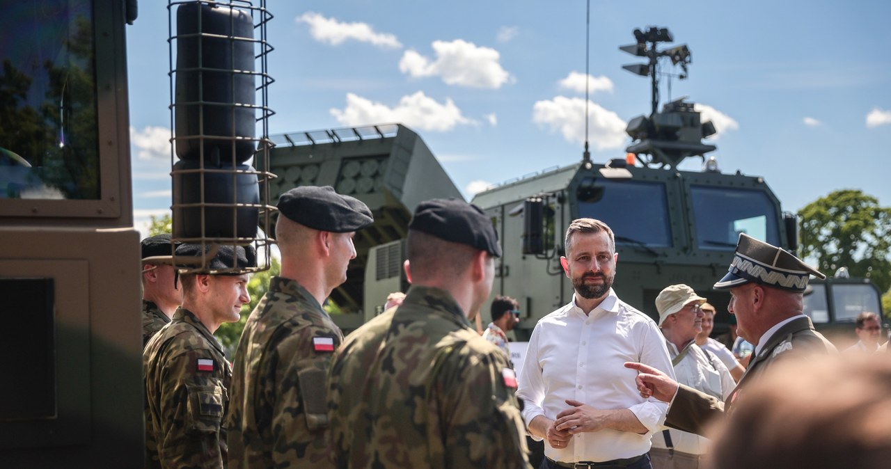  Generał chce wprowadzenia w Polsce zakazu rodem ze Szwajcarii. O co chodzi?