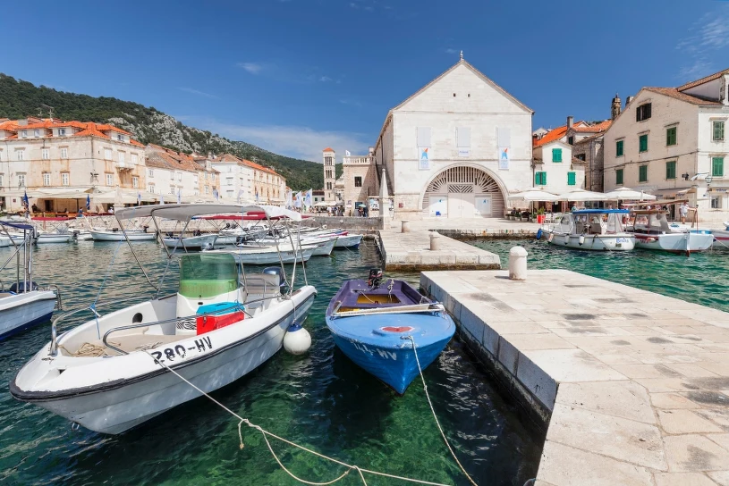 Chorwacja wypowiada wojnę nielegalnym kwaterom. Nowe prawo obejmie turystów