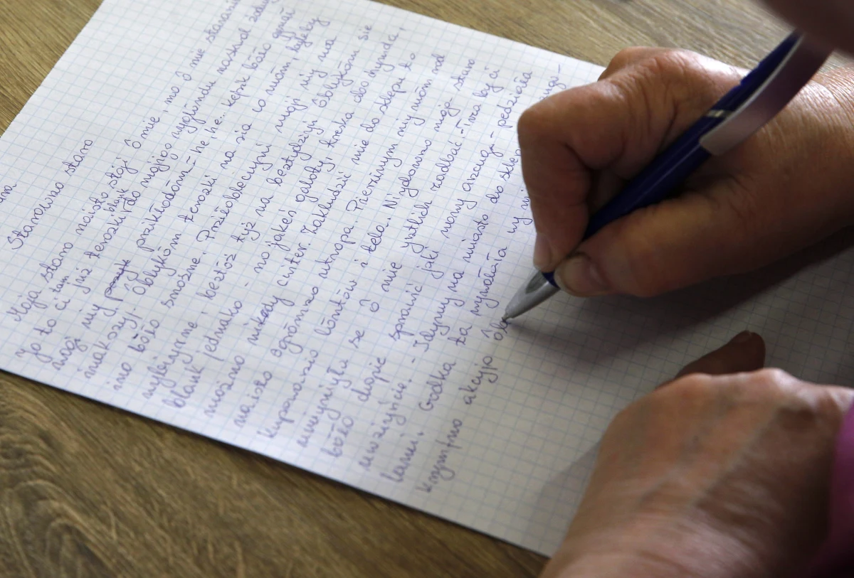 Ministra edukacji, Barbara Nowacka, zapowiedziała dziś, że MEN pracuje nad rozwiązaniem, "które wsparłoby w sytuacji zawetowania ustawy o języku śląskim zajmujące się nim organizacje i instytucje kultury". Działania ministerstwa są pokłosiem weta Andrzeja Dudy przeciwko nowelizacji ustawy o mniejszościach narodowych i etnicznych, uznającej język śląski za język regionalny.