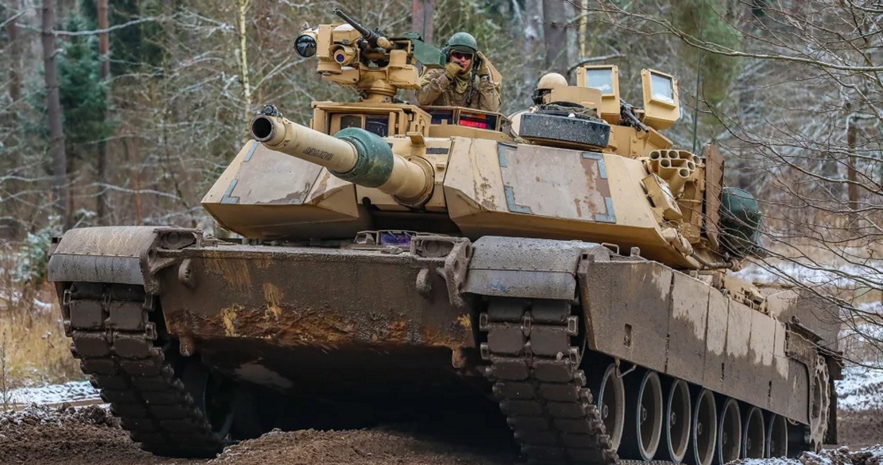Siły Zbrojne Ukrainy kolejny raz pokazały, jak potężną bronią przeciw rosyjskiemu okupantowi są dostarczone im amerykańskie czołgi M1A1 Abrams.