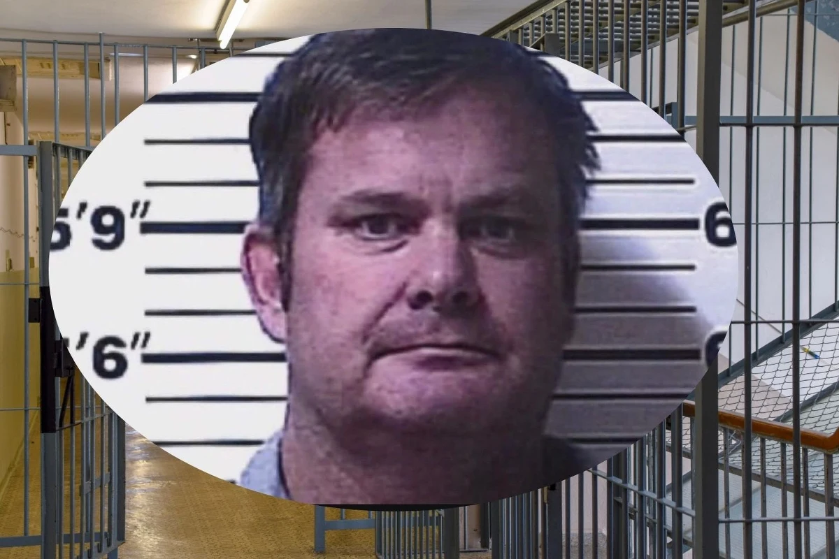 Inspirowany wierzeniami mormonów autor książek science fiction o końcu świata i czekającej ludzkość zagładzie został skazany na karę śmierci. Chad Daybell zabił swoją żonę oraz dwójkę dzieci nowej partnerki. "Pieniądze, władza i seks – tylko na tym mu zależało" - stwierdziła prokurator Lindsey Blake.