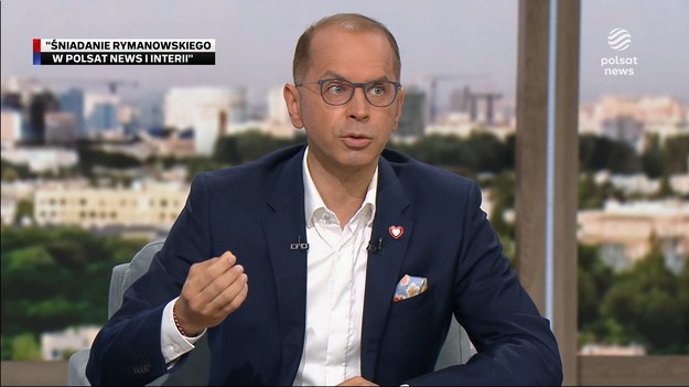 Czarne chmury nad Danielem Obajtkiem. Na jutro został wezwany do prokuratury, ujawnił w ''Śniadaniu Rymanowskiego'' w Polsat News poseł KO Michał Szczerba. Zdaniem przewodniczącego komisji sejmowej byłemu szefowi ORLENu grozi areszt, jeżeli nie stawi się w środę na posiedzeniu komisji śledczej. Daniel Obajtek na antenie Polsatu News powiedział, że to zwykła zemsta. Dla ''Wydarzeń'' Michał Kwiatkowski.