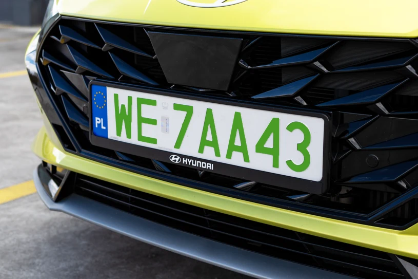 Nowe tablice do aut używanych. Na tę zmianę czekaliśmy od lat