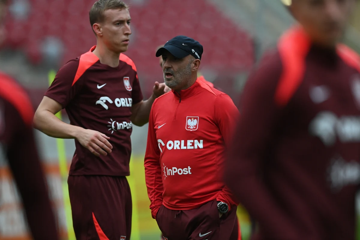 14 czerwca meczem Niemcy-Szkocja rozpoczną się piłkarskie mistrzostwa Europy w Niemczech. O szansach polskiej reprezentacji na wyjście z grupy, sile rywali Polaków i bazie na Euro w Hannoverze z byłym reprezentantem Polski Arturem Wichniarkiem porozmawiał Cezary Dziwiszek z redakcji sportowej RMF FM.