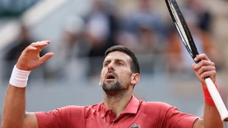 Dramat Djokovicia, Serb wypada z gry na Roland Garros. To fatalna wiadomość dla Hurkacza