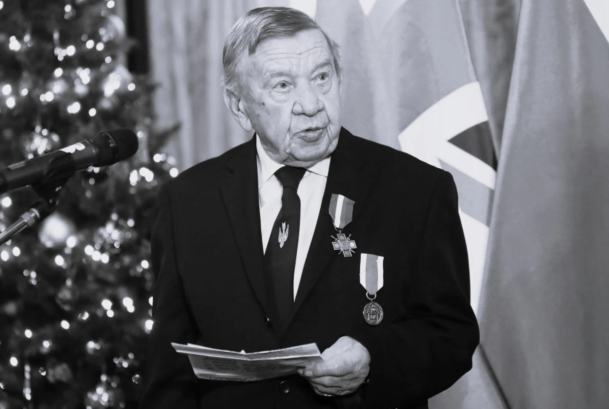 W wieku 104 lat zmarł we wtorek porucznik Mieczysław Frąckiewicz (John Franklin), radiooperator Dywizjonu Bombowego 304, najstarszy w Wielkiej Brytanii - i być może ostatni - weteran Polskich Sił Powietrznych.