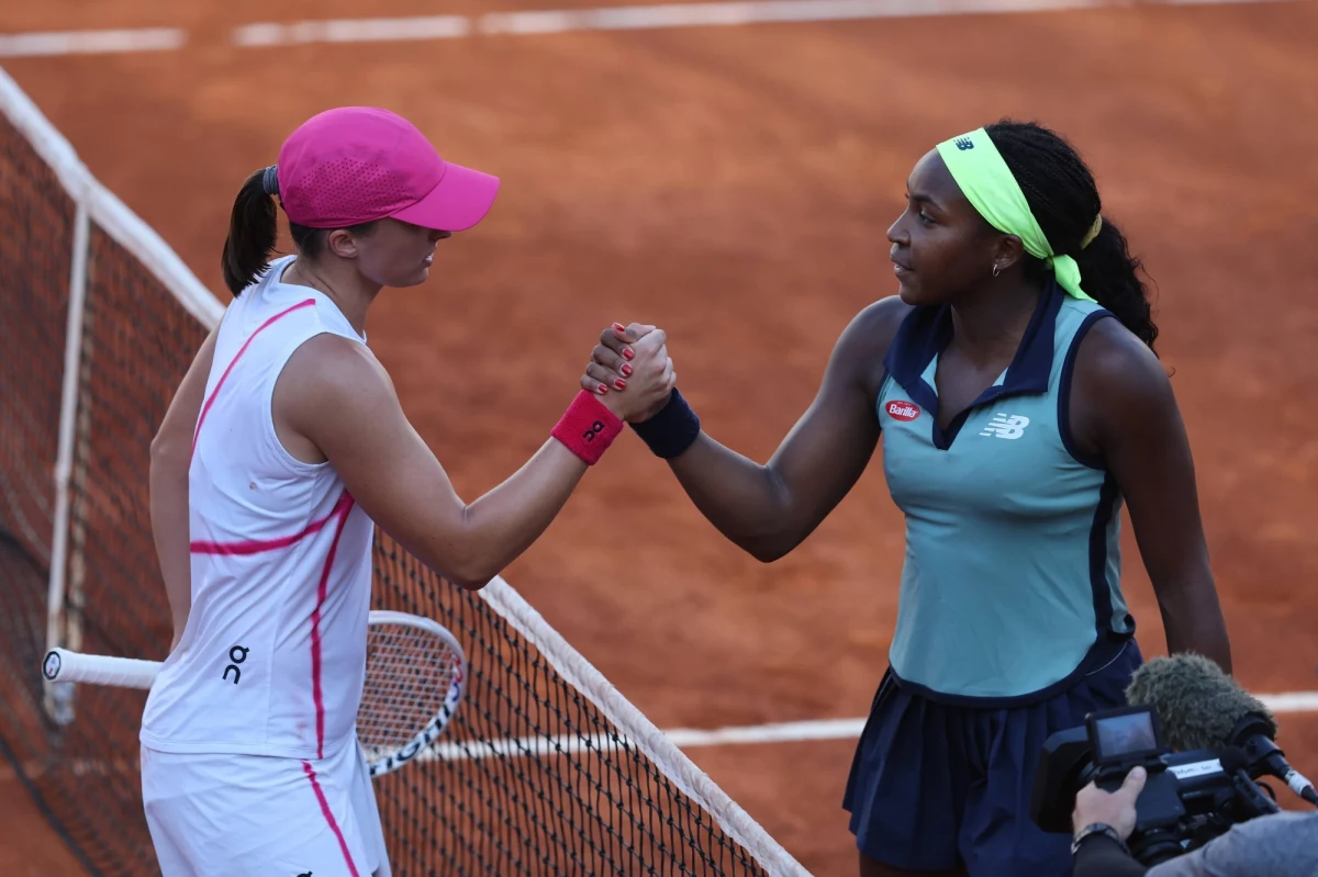 O godz. 15:00 Iga Świątek powalczy z Amerykanką Coco Gauff w półfinale Rolanda Garrosa. To będzie już dwunaste spotkanie obu zawodniczek na korcie. Statystycznie ogromną przewagę ma nasza tenisistka.