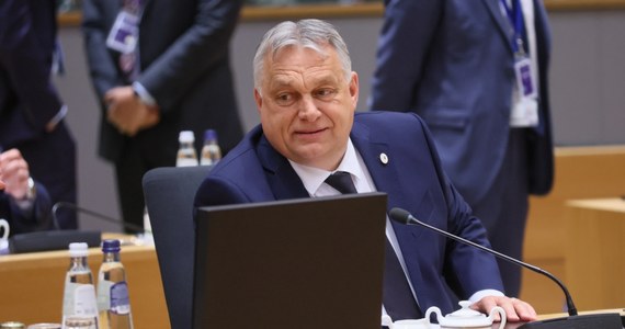 Chcielibyśmy zawrzeć porozumienie z przyszłym sekretarzem generalnym NATO, że jako członek Sojuszu nie weźmiemy udziału w operacjach NATO przeciwko Rosjanom na Ukrainie - powiedział premier Węgier Viktor Orban w wywiadzie dla tygodnika "Mandiner".