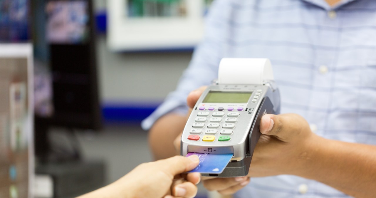 Płacisz kartą? Lepiej zwróć uwagę na terminal
