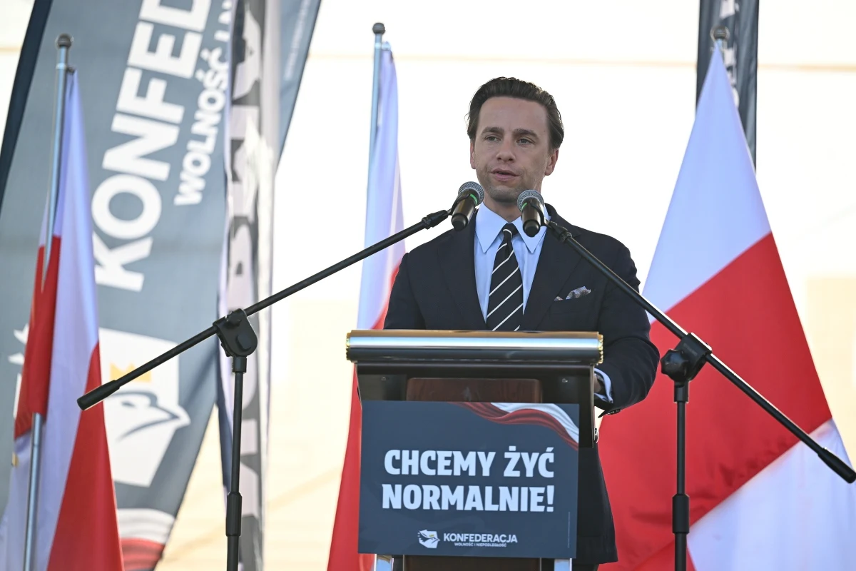 "Wczoraj zgłosiliśmy taki postulat, ponieważ mamy trudne do odparcia wrażenia, że minister i wicepremier od spraw obronności nie panuje nad tą tematyką albo nie jest uczciwy wobec opinii publicznej" - mówi w Rozmowie o 7:00 w internetowym Radiu RMF24 wicemarszałek Sejmu, poseł Konfederacji Krzysztof Bosak, pytany o to, czy jego zdaniem szef MON powinien zostać zdymisjonowany. 