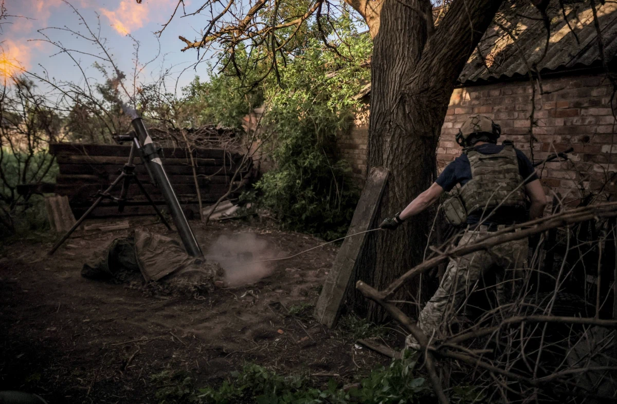Rosja znów zaatakowała rakietami Ukrainę, celując głównie w zachodnie obwody tego kraju. Obowiązuje alarm powietrzny informujący o zagrożeniu atakiem na obwody tarnopolski, chmielnicki, lwowski i stołeczny obwód kijowski.