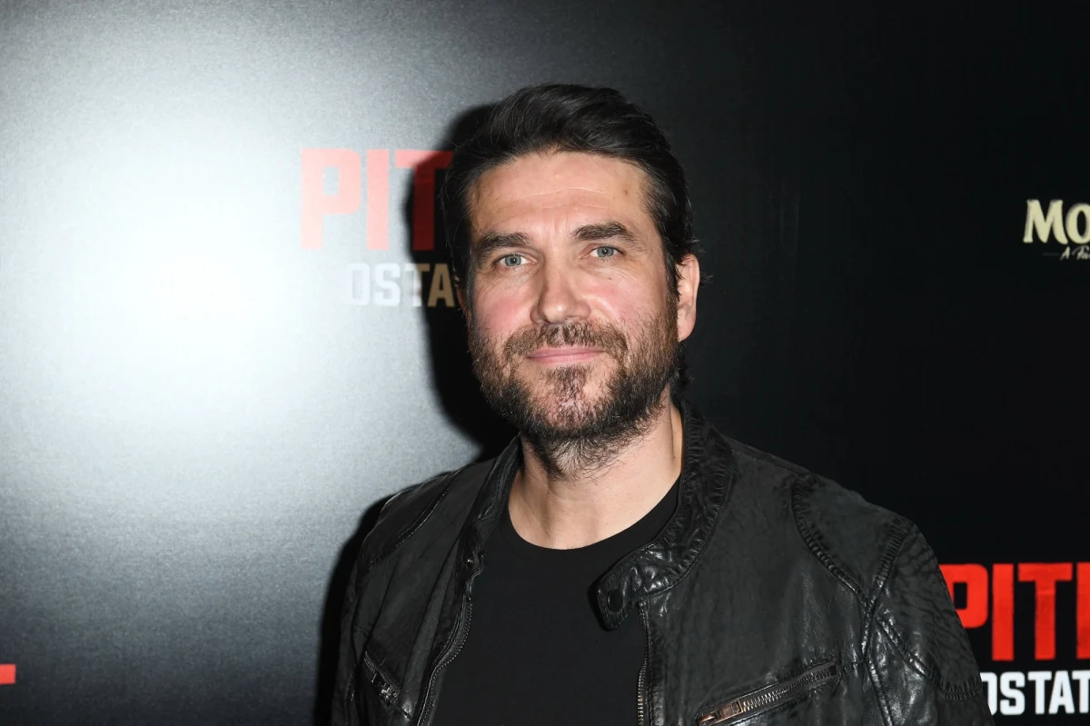 Aktor Marcin Dorociński coraz częściej bierze udział w filmowych projektach zagranicznych, a na ekranie pojawia się u boku światowych gwiazd kina. Tak będzie i tym razem - w produkcji zatżytułowanej „Mayday”. „Czy możecie w to uwierzyć?” - pytał retorycznie Marcin Dorociński na swoim Instagramie. W najnowszej produkcji ramię w ramię z Dorocińskim grają m. in. znany z roli Deadpoola, Ryan Reynolds, oraz Kenneth Branagh, zdobywca Oscara za scenariusz filmu „Belfast”.