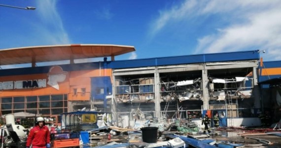 15 osób zostało rannych, w tym cztery ciężko, w wyniku eksplozji w markecie budowlanym w miejscowości Botoszany na północy Rumunii. W sklepie wybuchł pożar, uruchomiono tzw. czerwony plan operacji ratunkowej.