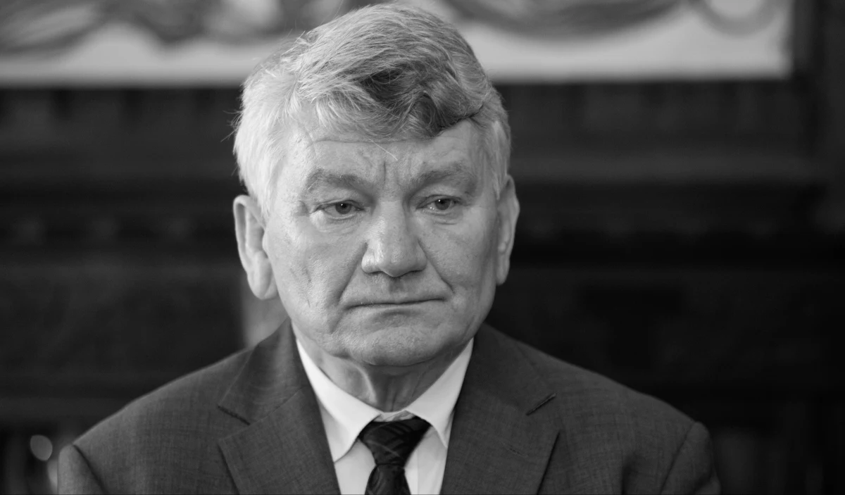 W sobotę zmarł wójt gminy Kobylnica w Pomorskiem Leszek Kuliński (66 lat) - poinformowano na stronie internetowej urzędu gminy. Pełnił on funkcję wójta od 1998 roku.