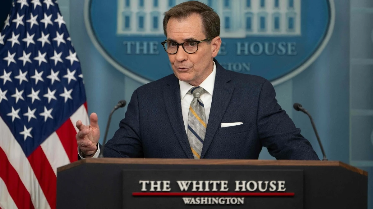 "Prezydent Biden od początku jasno mówił, że nie wyśle wojsk do Ukrainy, bo nie chce III wojny światowej" - powiedział w piątek rzecznik Rady Bezpieczeństwa Narodowego John Kirby, odnosząc się do słów francuskiego prezydenta, który sugerował ewentualne wysłanie żołnierzy do walczącego kraju. W sobotę prezydent USA Joe Biden ma spotkać się z Emmanuelem Macronem.