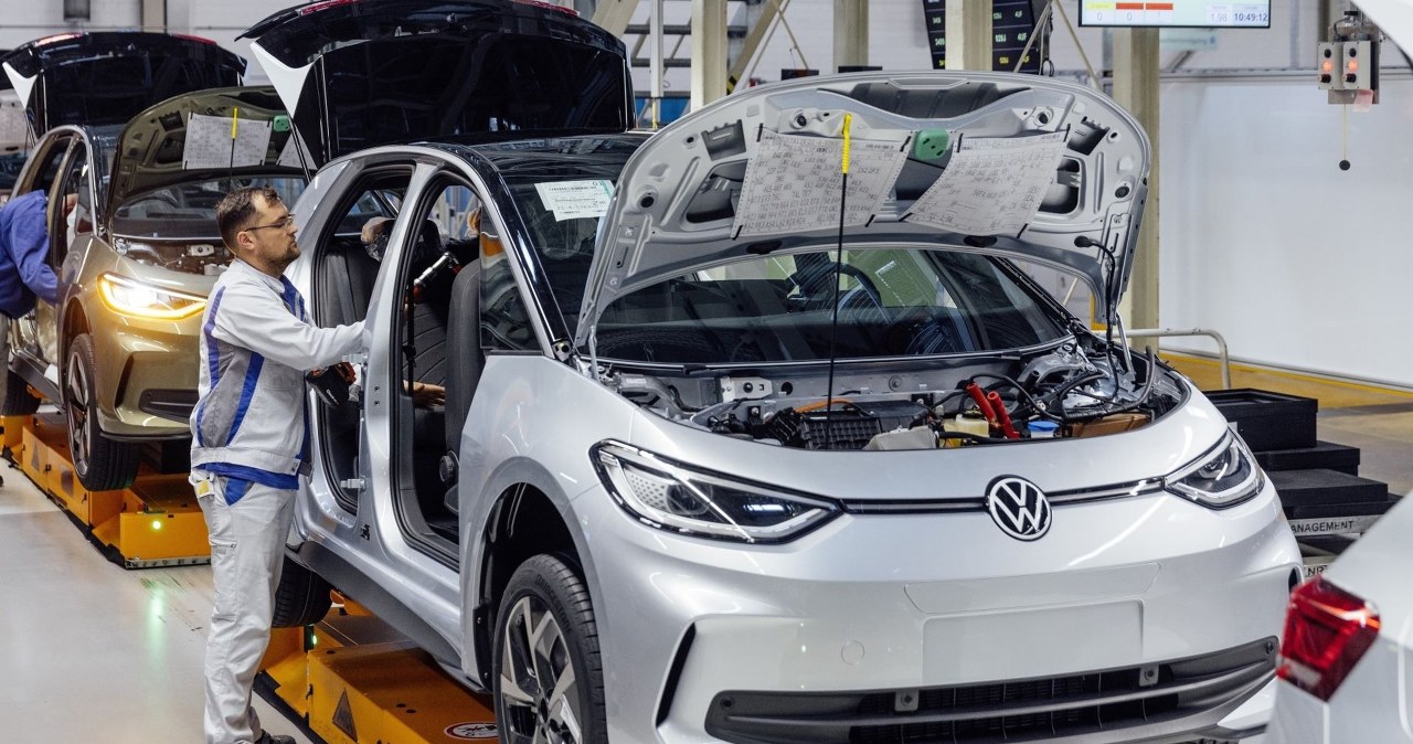 Volkswagen zainwestuje 1 mld euro. Chce zaoszczędzić i pokonać Chińczyków