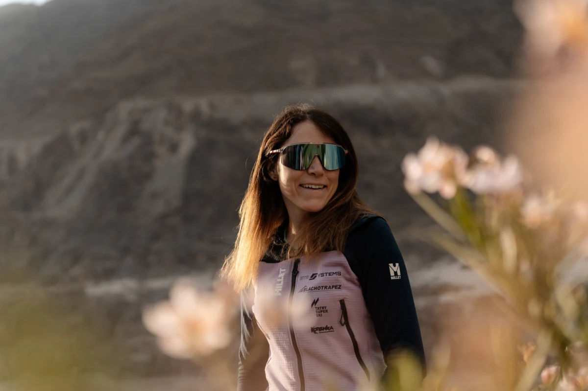 Wyprawa Dream Line 2024 na Nanga Parbat intensyfikuje swoje działania. Na początku tygodnia Anna Tybor dotarła do obozu pierwszego, gdzie zespół zostawił depozyty na dalsze etapy wyprawy. W niedzielę Anna Tybor wyruszyła do obozu drugiego, gdzie spędziła noc. Dzisiaj planuje wrócić do bazy, a po krótkim odpoczynku, około środy lub czwartku, zespół wyruszy dalej do obozu trzeciego.