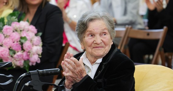 "Życzę wam, byście nigdy nie doświadczyły wojny" - mówiła podczas wręczenia Orderu Uśmiechu Wanda Traczyk-Stawska. 97-letnia członkini Szarych Szeregów, żołnierz Armii Krajowej, uczestniczka Powstania Warszawskiego podkreśliła wartość wolności i pokoju. 