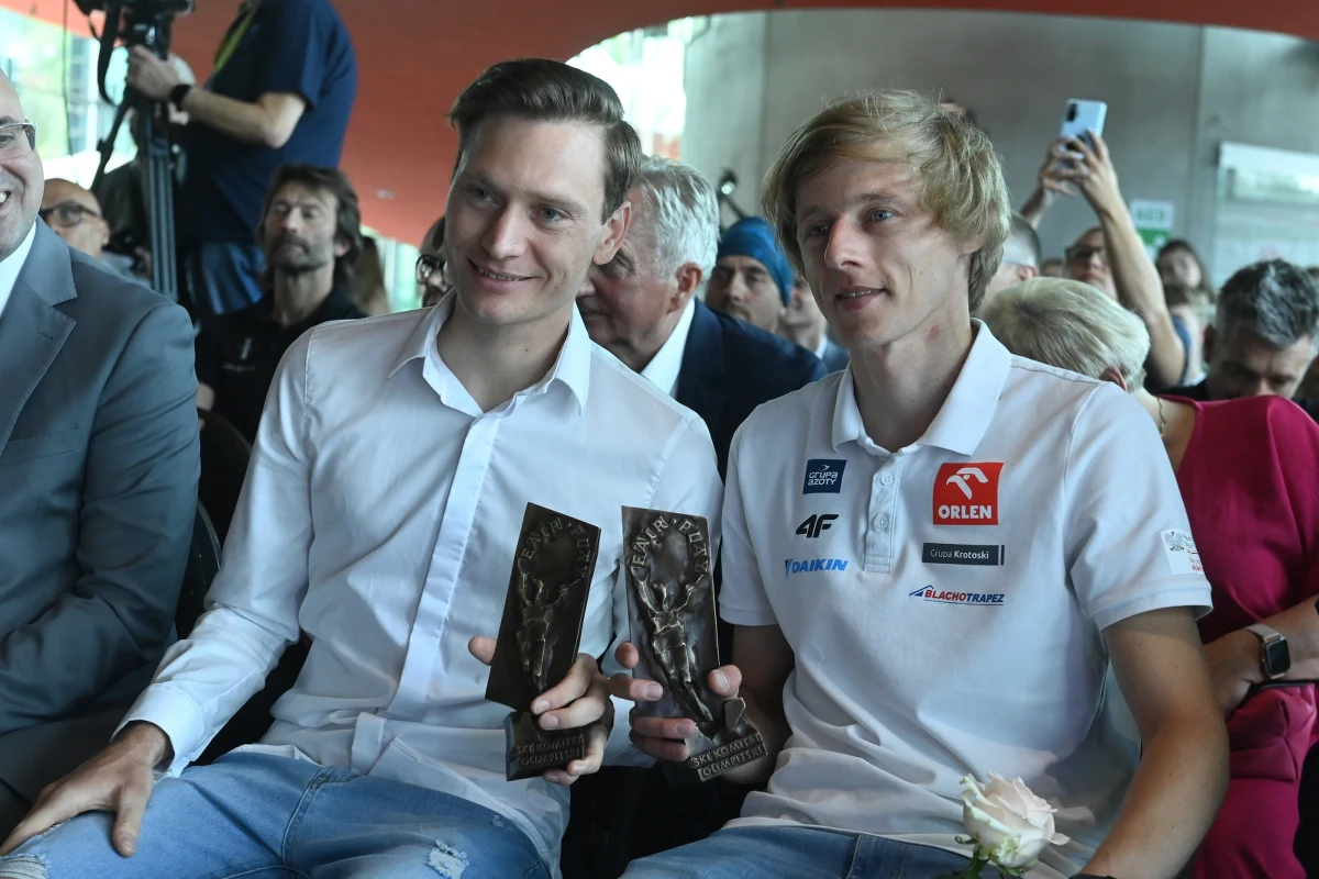 W Centrum Olimpijskim w Warszawie odbyła się gala wręczenia nagród Fair Play PKOl za 2022 i 2023 rok, przyznano także wyróżnienia "Nadzieje Olimpijskie". Statuetkę w kategorii "czyn czystej gry" otrzymali m.in. skoczkowie narciarscy Dawid Kubacki i Słoweniec Anze Lanisek.