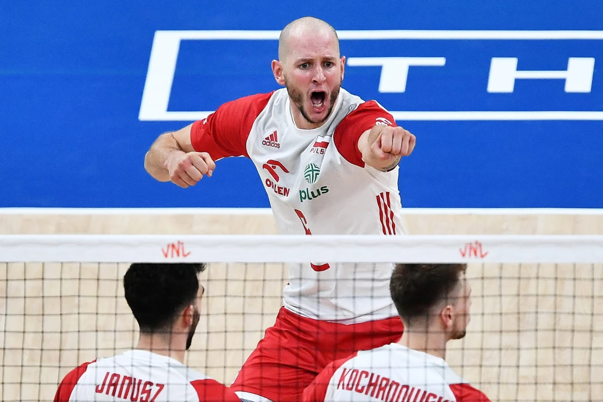 Nowym siatkarzem Grupy Azoty Zaksy Kędzierzyn-Koźle został Bartosz Kurek, a trenerem Andrea Giani. Włoski szkoleniowiec zastąpił Adama Swaczynę, który przejął drużynę pod koniec stycznia.