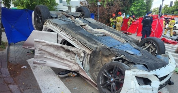 Kierowca toyoty, który brał udział w niedzielnym wypadku na Mokotowie, w wyniku którego auto wpadło w grupę pieszych, usłyszał zarzut nieumyślnego spowodowania katastrofy w ruchu lądowym. Grozi mu do 15 lat więzienia.