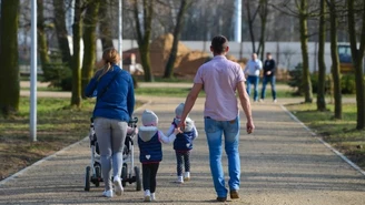 Dzień Ojca 2024. Tylko jeden kraj obchodzi to święto tego samego dnia, co Polska