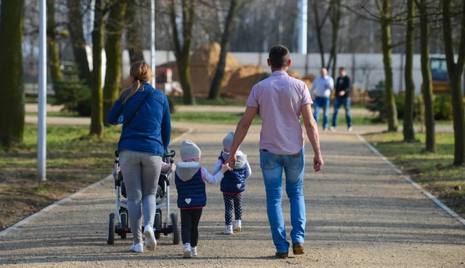 Dzień Ojca 2024. Tylko jeden kraj obchodzi to święto tego samego dnia, co Polska