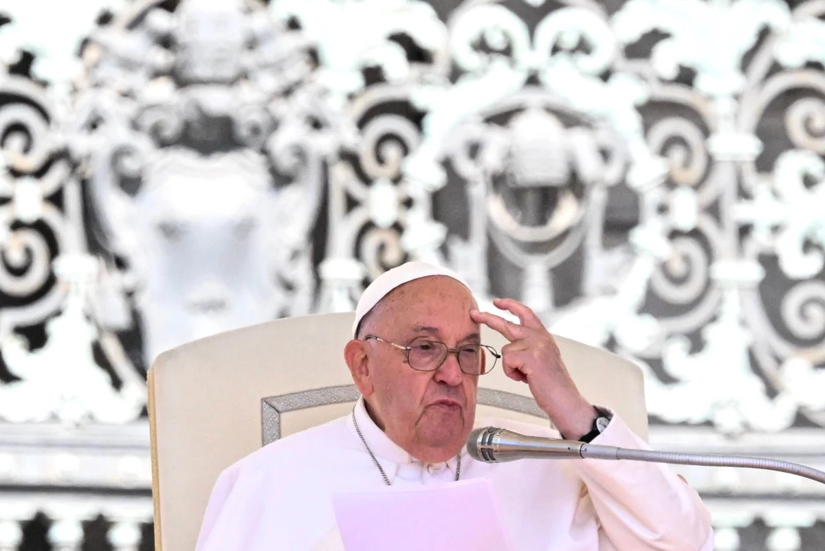 Papież Franciszek spotka się w piątek z prezydentami: Ukrainy - Wołodymyrem Zełenskim, USA - Joe Bidenem, Francji - Emmanuelem Macronem oraz innymi przywódcami. Listę jego rozmówców na szczycie G7 w Apulii ogłosił w czwartek Watykan.