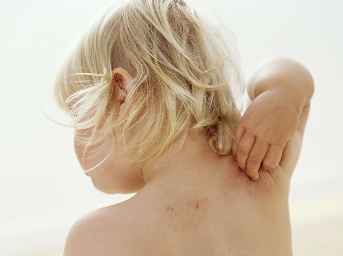 Pod Gryficami policja zatrzymała około trzydziestoletnie małżeństwo, które biło swoją roczną córeczkę gałęziami. Wcześniej szukali dla niej egzorcysty. Dziewczynka przebywa w szpitalu, lecz mimo zadrapań jest w dobrym stanie. Jej matka trafiła na oddział psychiatryczny, a ojciec do aresztu.