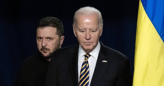 Prezydenci Wołodymyr Zełenski i Joe Biden podpisali podczas szczytu G7 w Apulii na południu Włoch, 10-letnią ukraińsko-amerykańską umowę o bezpieczeństwie. Jej tekst głosi, że jest to porozumienie pomostowe, zapowiadające akcesję Ukrainy do NATO.