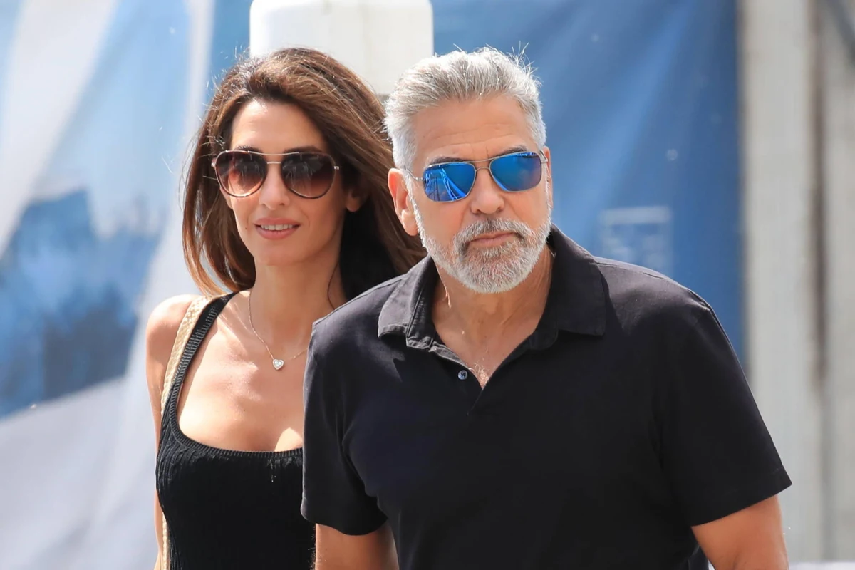 Małżeństwo George’a Clooneya z Amal to najdłuższy związek aktora z Hollywood. Pobrali się 10 lat temu. Jednak najwyraźniej nie dzieje się u nich najlepiej, ponieważ plotkarka prasa donosi o możliwym rozwodzie. "Żyją osobno" - twierdzi źródło magazynu In Touch.