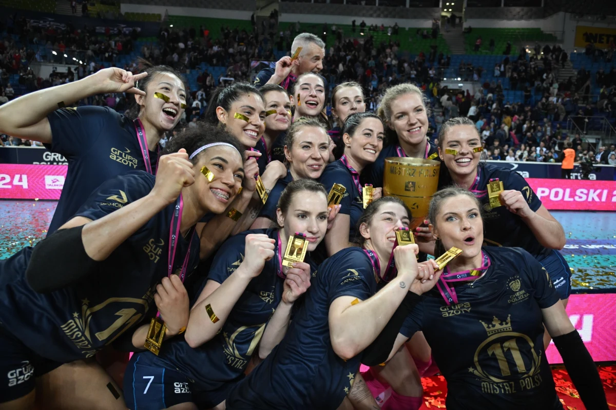 Radosław Anioł został na stałe prezesem Chemika Police. Jedną z pierwszych decyzji, jaką podjął, było wycofanie drużyny siatkarek z rozgrywek europejskich w sezonie 2024/25.