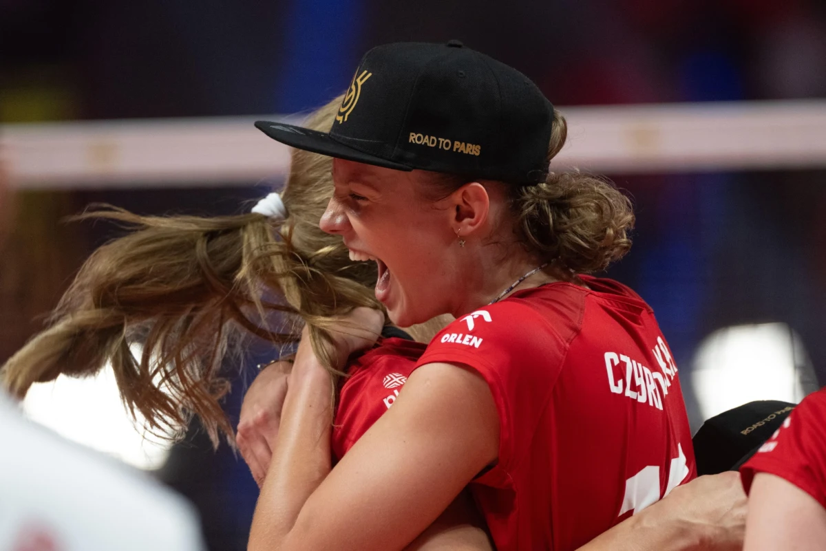 Polskie siatkarki pokonały w Hongkongu Tajlandię 3:0 (25:15, 25:23, 25:17) w kolejnym meczu Ligi Narodów. To dziesiąte zwycięstwo drużyny Stefano Lavariniego, która w niedzielę o godz. 14.30 na zakończenie trzeciego turnieju zmierzy się z Chinami.