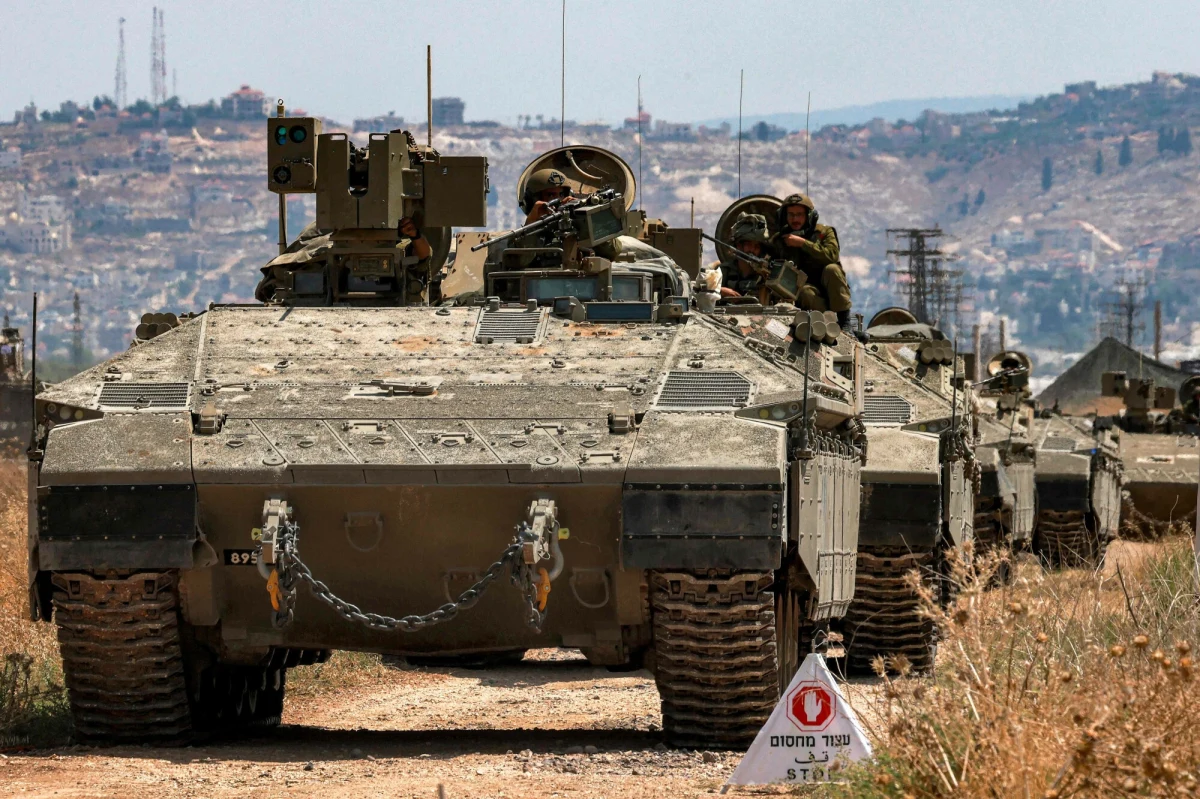 W wybuchu opancerzonego transportera na południu Strefy Gazy zginęło w sobotę ośmiu izraelskich żołnierzy – poinformowały Siły Obronne Izraela.