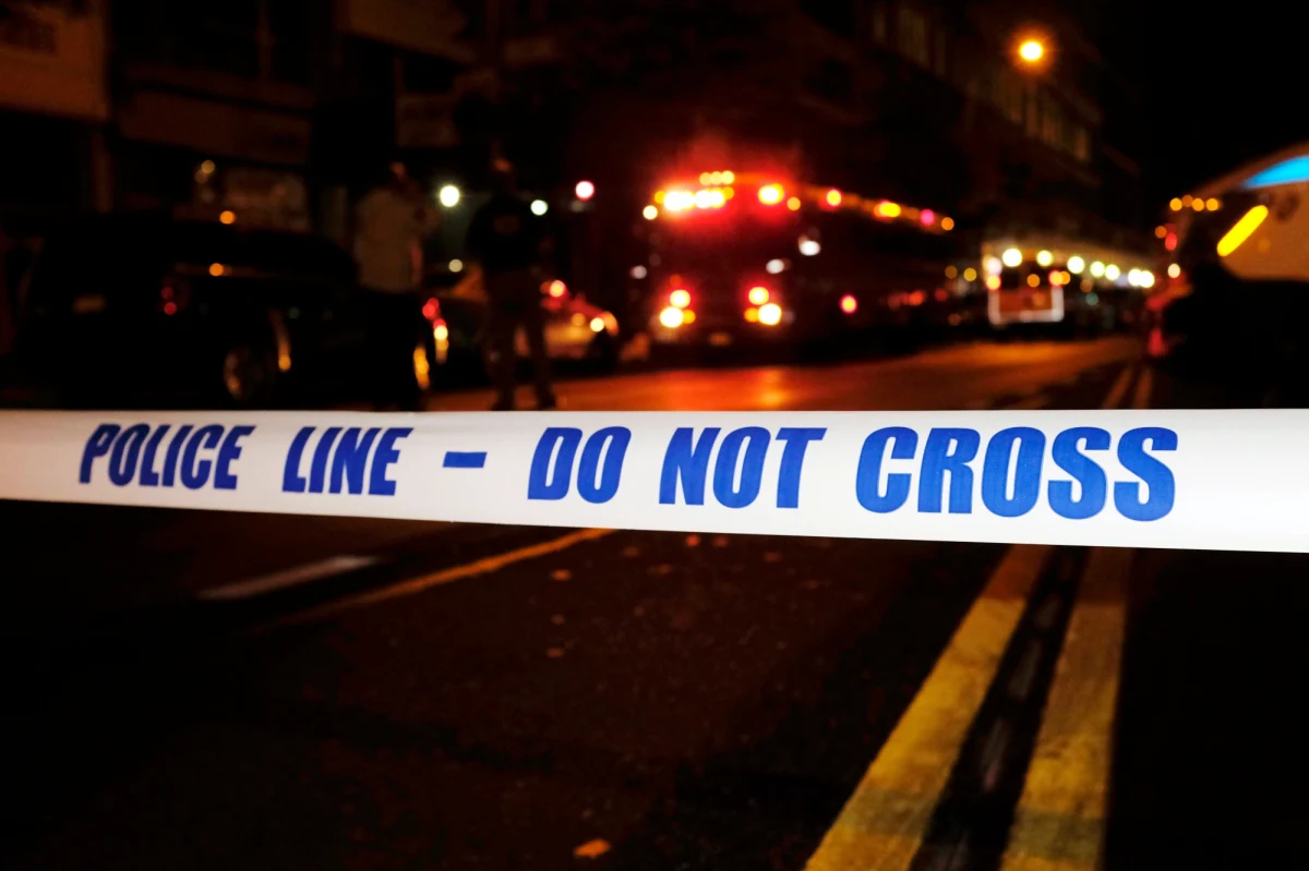 Dziewięć osób, w tym dwoje małych dzieci i ich matka, zostało postrzelonych na terenie rekreacyjnym w Rochester Hills na przedmieściach Detroit w stanie Michigan. Mężczyzna podejrzany o atak został znaleziony martwy w domu, który otoczyła policja.