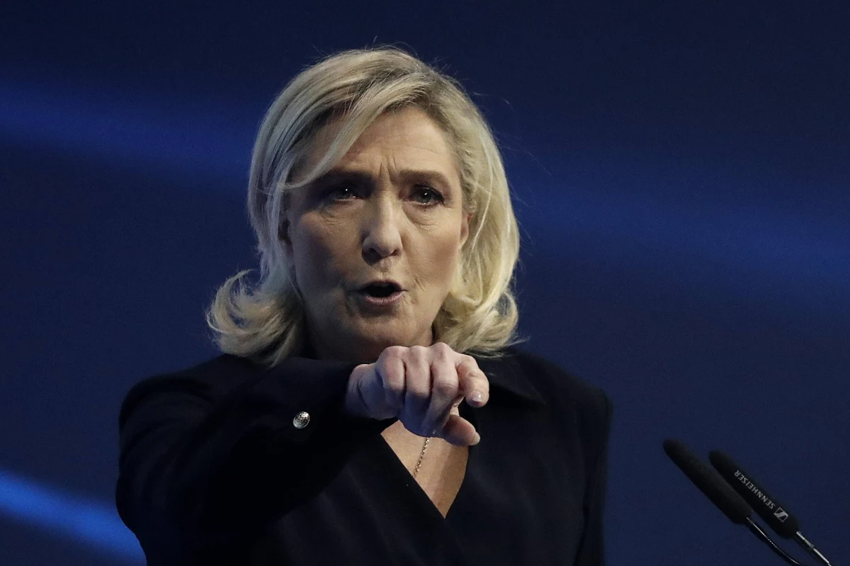 "Nie będziemy mieli trudności z utworzeniem rządu w razie wygranej na wyborach" - zapewniła liderka skrajnej prawicy we Francji Marine Le Pen w niedzielnym wywiadzie dla "Le Figaro". Potwierdziła, że kandydatem na premiera jest szef Zjednoczenia Narodowego, Jordan Bardella.