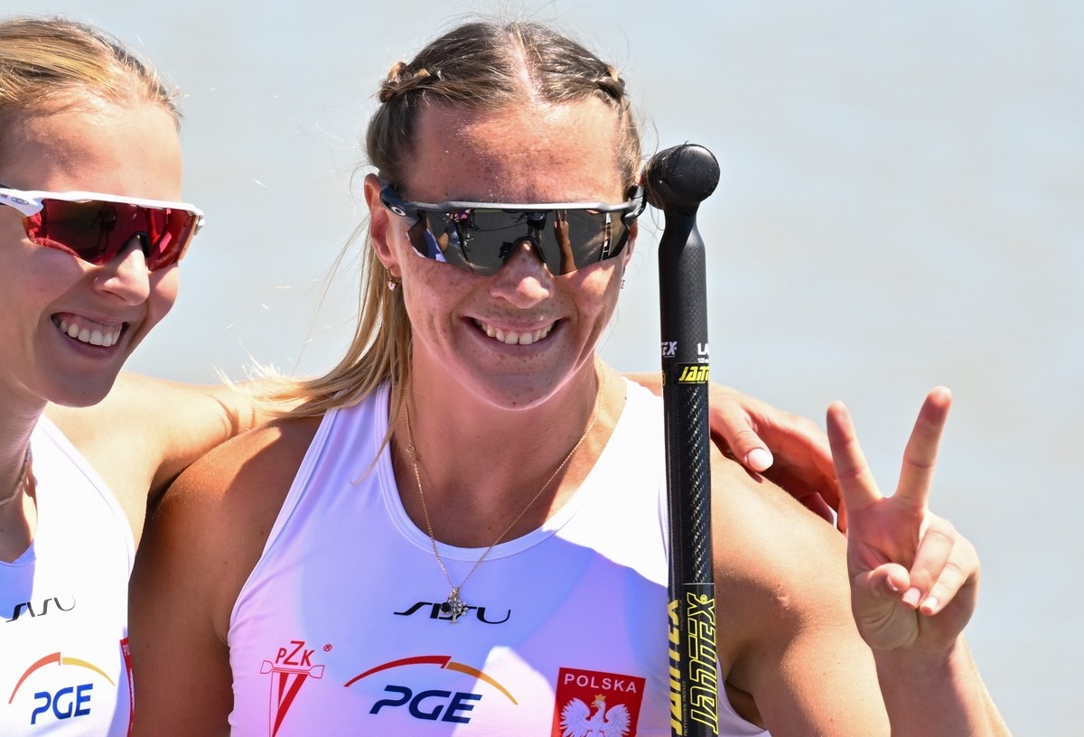 Dorota Borowska zdobyła w węgierskim Szegedzie złoty medal mistrzostw Europy w olimpijskiej konkurencji jedynek na 200 m. Polka pokonała Hiszpankę Anitę Jacome i startującą pod neutralną flagą Białorusinkę Julię Truszkinę. W całych mistrzostwach Polacy zdobyli 14 medali, w tym trzy złote.