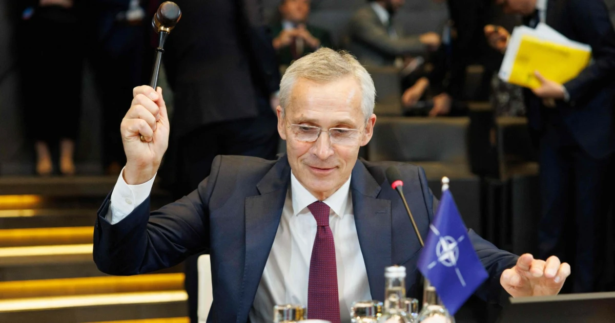 W NATO trwają rozmowy na temat postawienia w stan gotowości broni nuklearnej - przekazał sekretarz generalny Sojuszu Jens Stoltenberg w rozmowie z brytyjskim dziennikiem "The Telegraph".