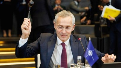 Stoltenberg o natowskiej broni jądrowej w stanie gotowości. Pieskow odpowiedział