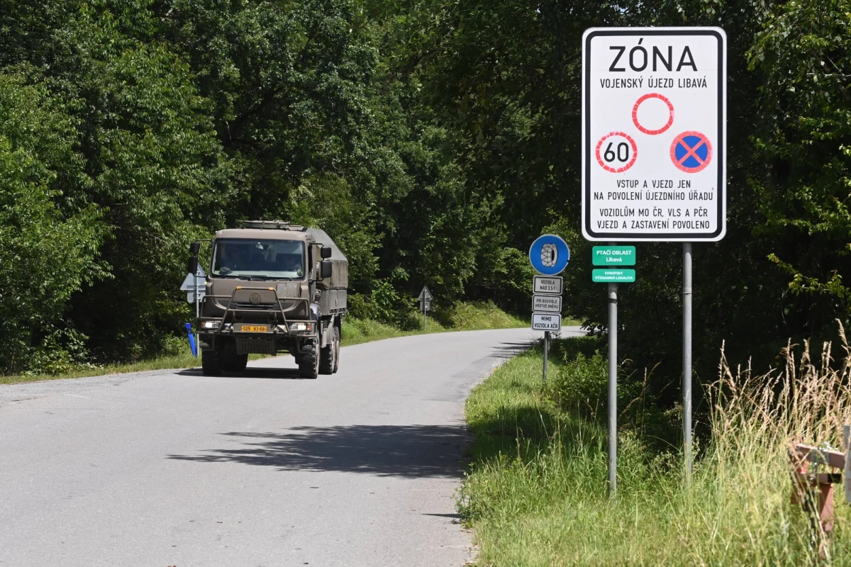 Do wybuchu amunicji doszło na poligonie w Libavie, w Czechach. Jedna osoba zginęła, a osiem osób zostało rannych w wyniku eksplozji amunicji na obszarze wojskowym - przekazał tamtejszy MON.