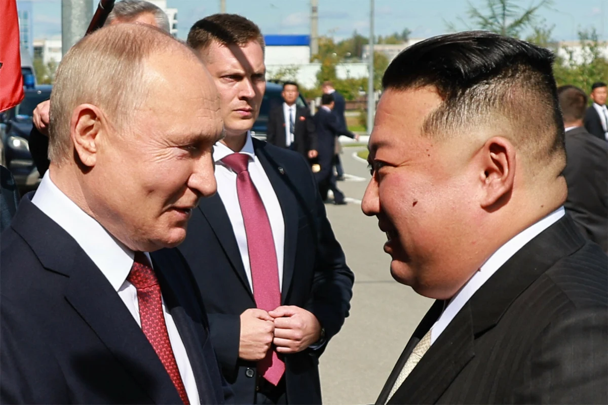 Władimir Putin udaje się do Korei Północnej. W trakcie dwudniowej wizyty, która rozpocznie się we wtorek, spotka się z Kim Dzong Unem. Informuje o tym agencja Kyodo. To pierwsza podróż Putina do Pjongjangu od 2000 roku.