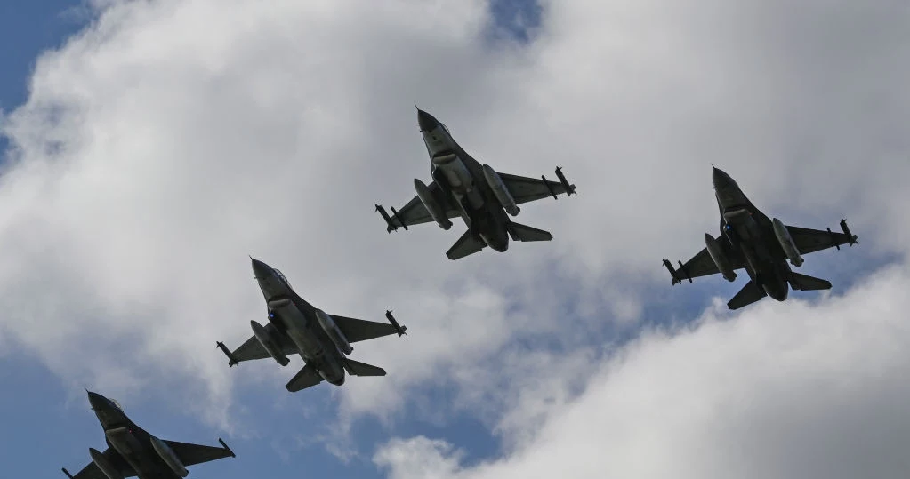 Szkolenie ukraińskich pilotów na F16. Kijów zgłasza poważny problem