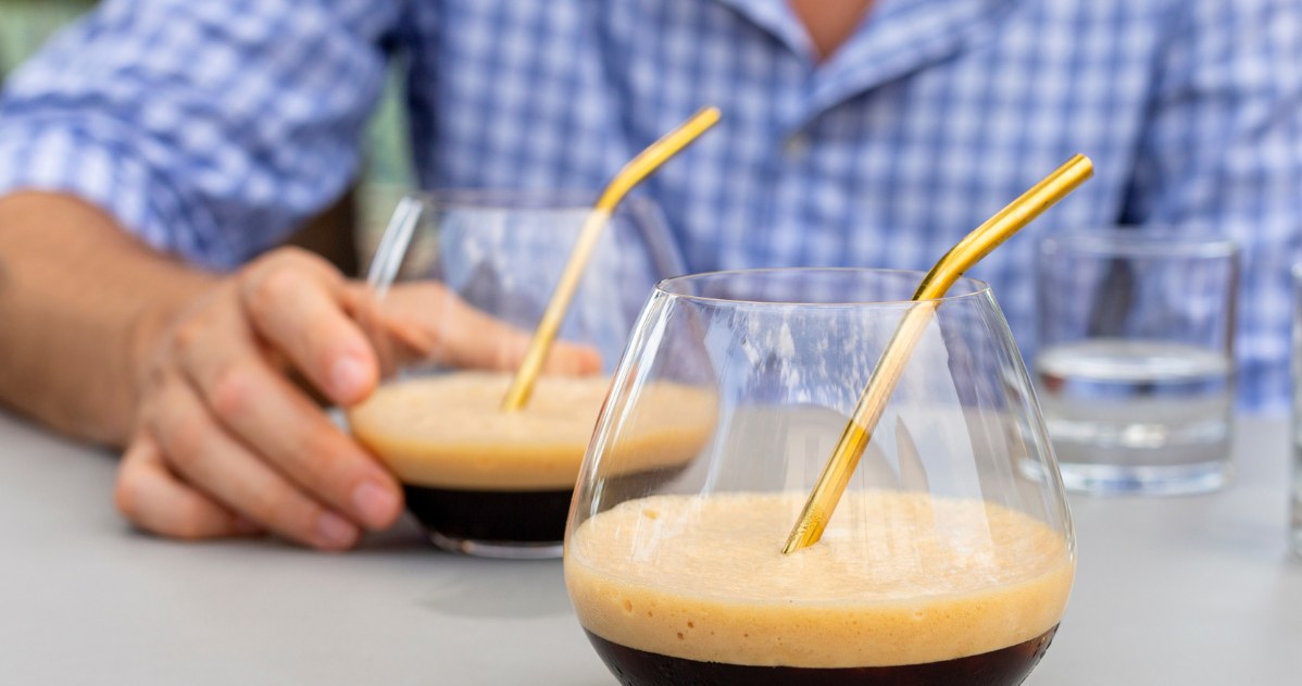 Najlepsza kawa na upalne dni. Shakerato doda energii i orzeźwia, a nie ma mleka