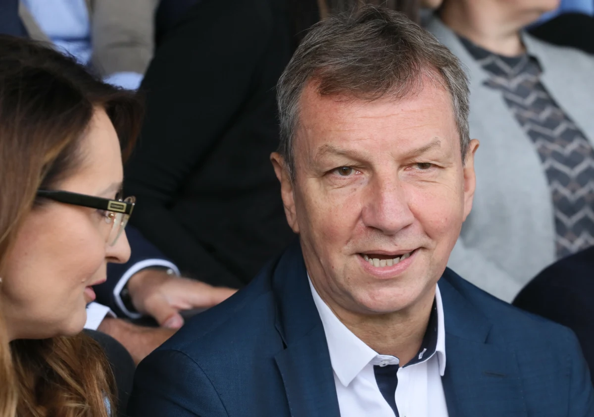 Eurodeputowany PO Andrzej Halicki został wybrany największą liczba głosów – wiceprzewodniczącym frakcji Europejskiej Partii Ludowej - informuje dziennikarka RMF FM w Brukseli. Jej szefem ponownie został Niemiec Manfred Weber. Dobry wynik Halickiego oznacza, że będzie drugim po Weberze politykiem tej frakcji. 