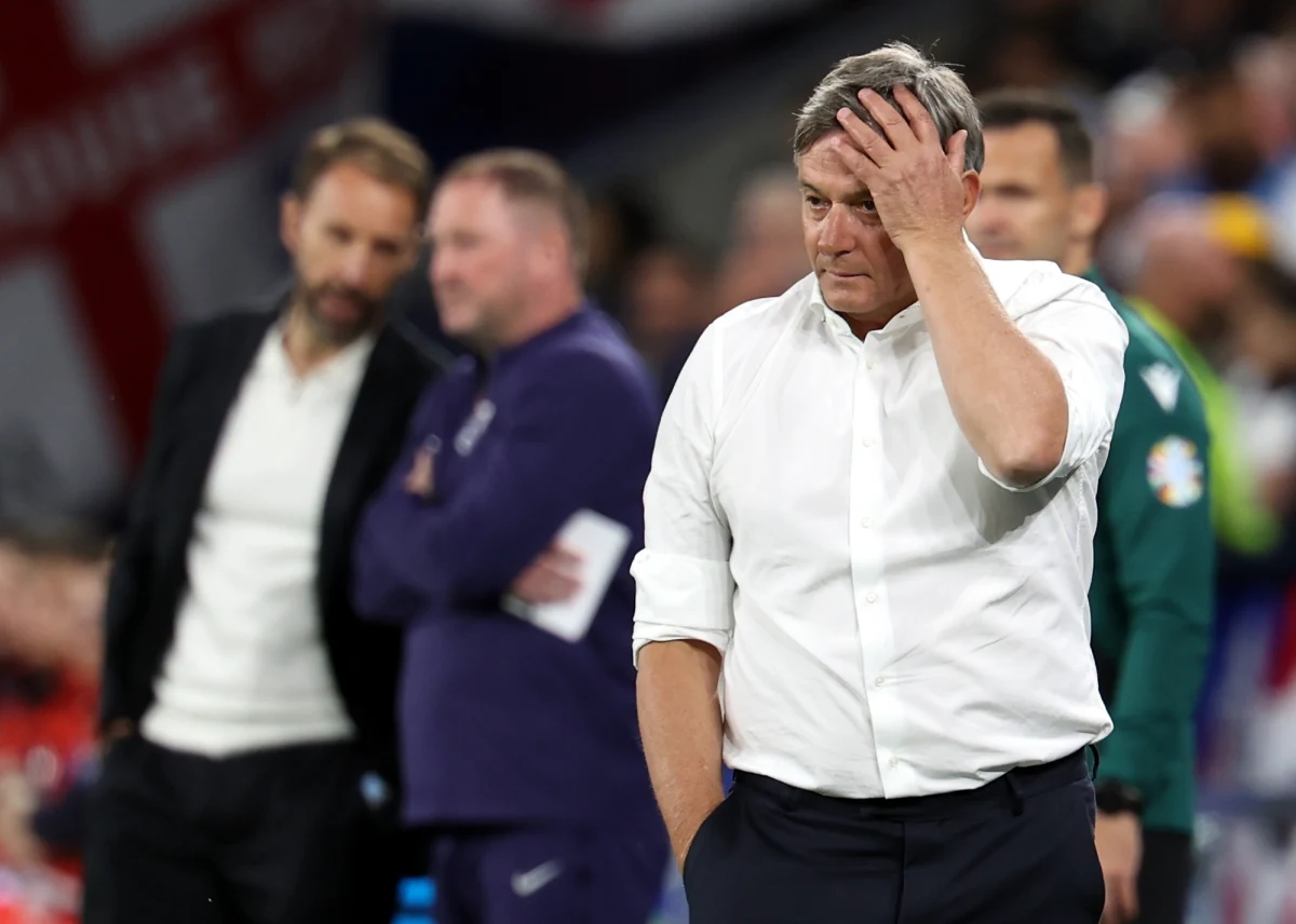 ​Trener piłkarskiej reprezentacji Serbii Dragan Stojković zaprzeczył, że odsunął od składu Dusana Tadicia, który skrytykował go po przegranym 0:1 meczu z Anglią. "Przeprosił. Idziemy dalej. Teraz najważniejsze jest starcie ze Słowenią" - powiedział selekcjoner.